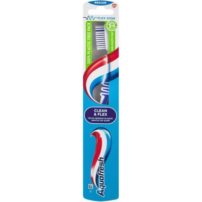 Aquafresh Clean & Flex Medium Toothbrush